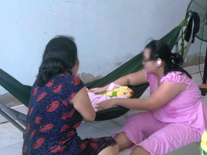 be gai 16 tuoi bi anh re dung vu luc de hiep dam da sinh con gai duoc 10 ngay tuoi