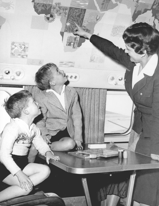 trai nghiem thoi ky hoang kim cua nganh hang khong thap nien 70 qua nhung thuoc phim xua cu