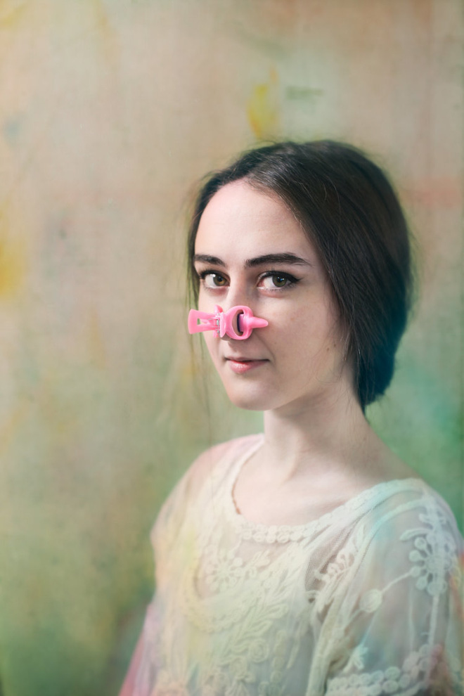 ngo nhu dung cu tra tan trong phim kinh di nhung day la su that ve cai dep am anh cac co gai ngay nay