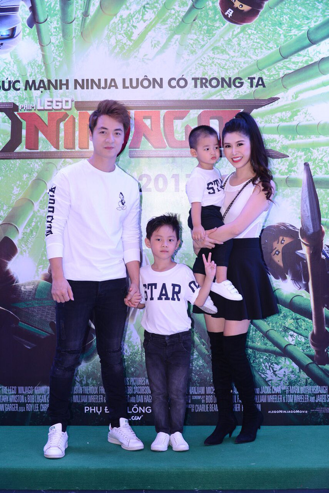 loat gia dinh sao viet no nuc bong be con di xem phim