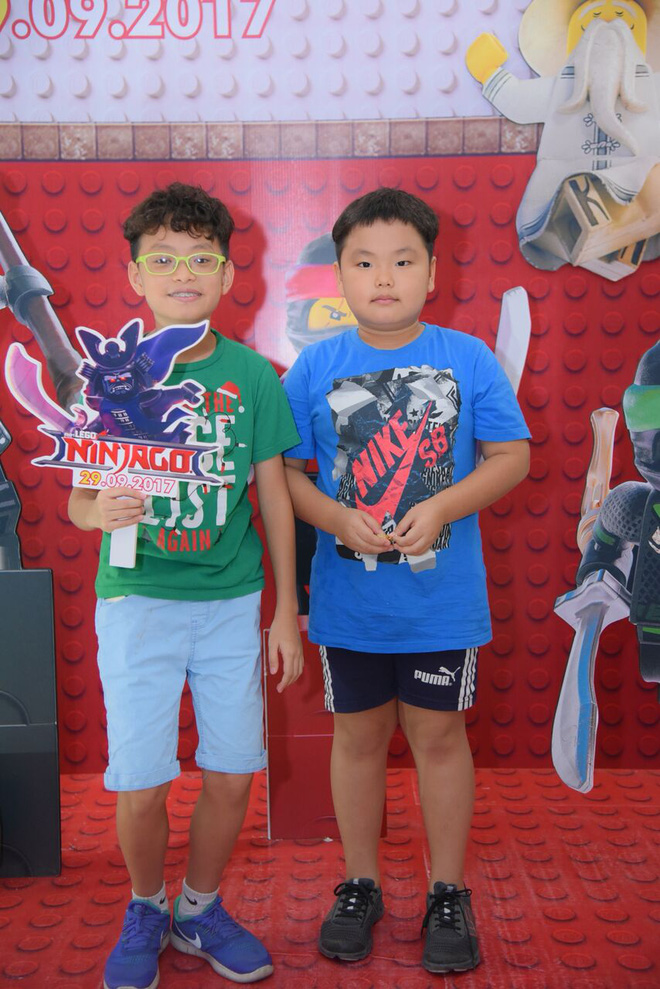 loat gia dinh sao viet no nuc bong be con di xem phim