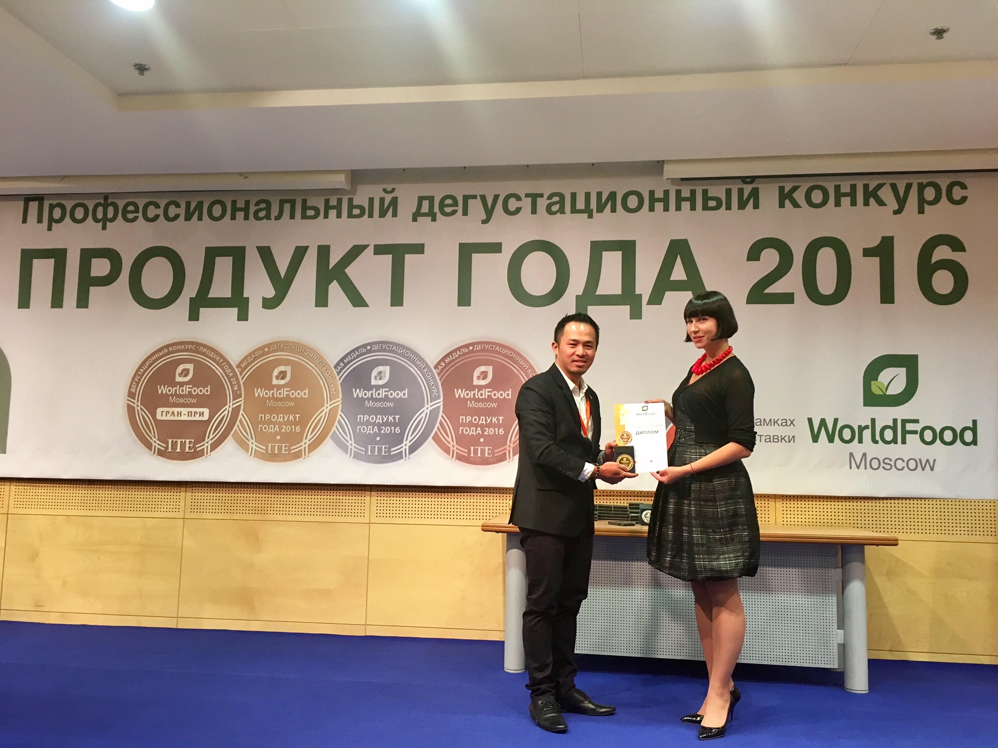 nguoi nga lai tang vang cho th true milk