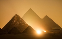 Đã tìm ra câu trả lời cho bí ẩn ngàn năm: Người Ai Cập vận chuyển đá xây Kim tự tháp Giza như thế nào?