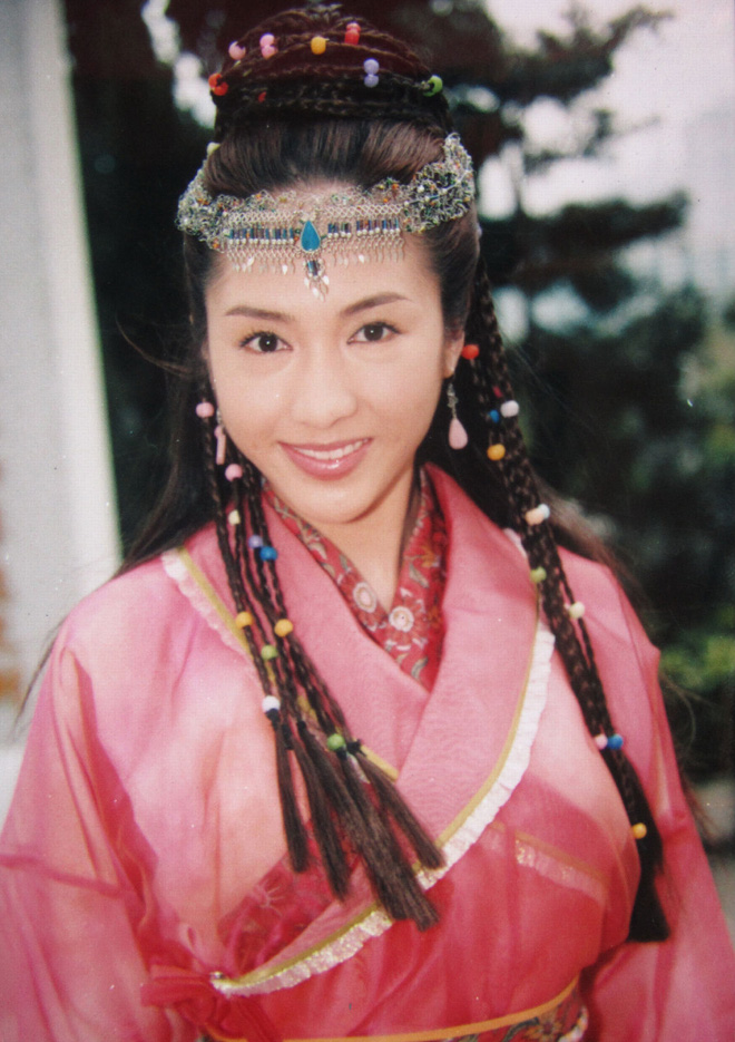 de nhat my nhan tvb le tu mot doi hy sinh vi gia dinh va qua ngot vien man ben chong dai gia tat nguyen