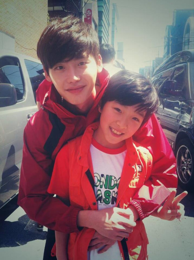 co the ban chua biet day la dien vien 3 lan dong vai phien ban nhi cua lee jong suk