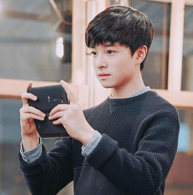 co the ban chua biet day la dien vien 3 lan dong vai phien ban nhi cua lee jong suk