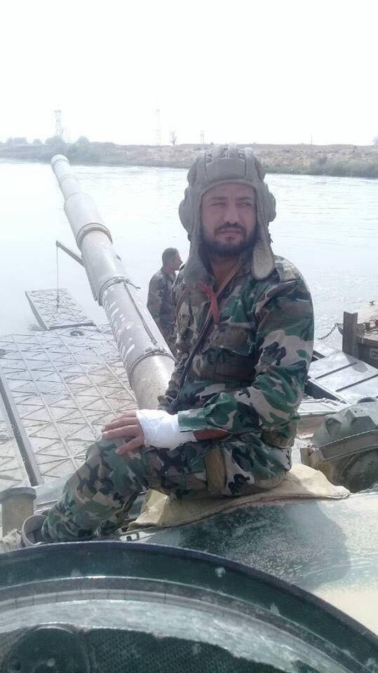 nong qd syria tung nam dam thep su doan co gioi vuot euphrates thoc vao deir ezzor