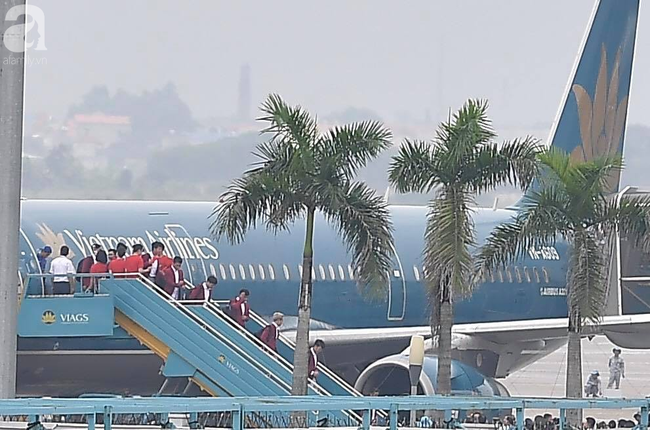 doan the thao da ve den viet nam nhung di loi rieng nhieu cdv buon ba vi khong duoc gap doi tuyen