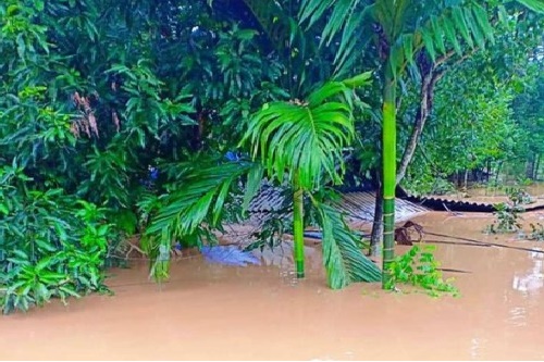 mua lu gay thiet hai nang ne ve nguoi va cua tai nhieu huyen o thanh hoa