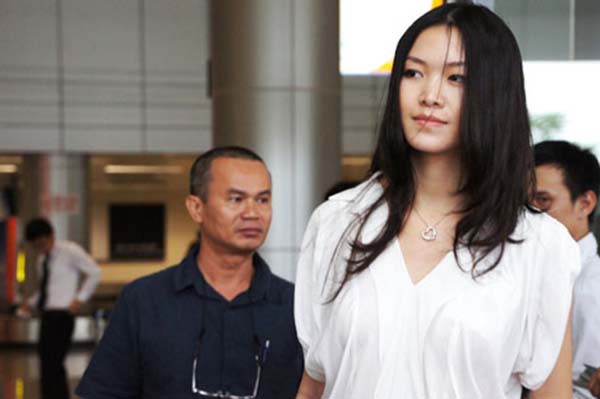 mat moc va ve goi cam cua hoa hau viet nam tuyen bo khong phau thuat tham my