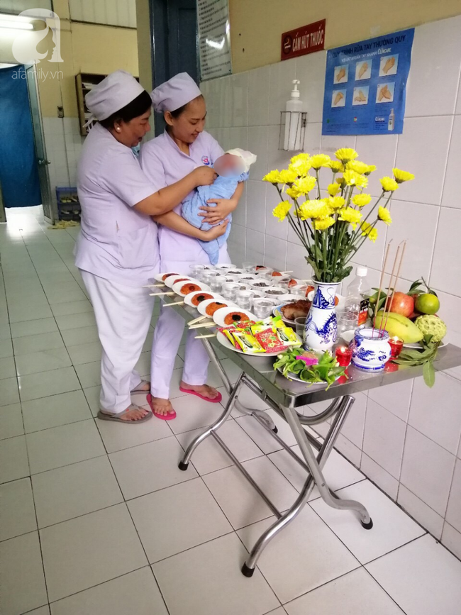 be nau duoc dieu duong lam day thang trong benh vien nhung nguoi me nghien ma tuy van biet tam