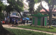 ha noi phat hien nam cong nhan xay dung tu vong trong nha ve sinh cong vien pasteur