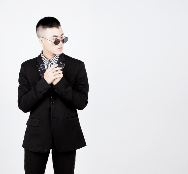 le thien hieu khoe kha nang doc rap nhay dang yeu trong san pham moi