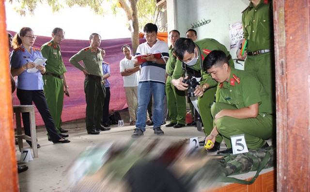 mau thuan nguoi dan ong dung noi nuoc lau dang soi tat khien 1 nguoi bi thuong o sai gon