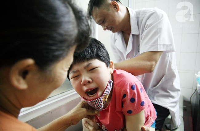 be gai 10 tuoi bai nao thich nghe nhac vang va chuyen chua ke ve nu cuoi sau nhung tieng thet vang troi