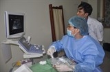 u nang tuyen giap co the dieu tri bang phuong phap tiem con
