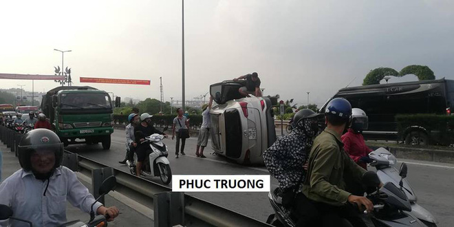 dam vao duoi xe chay phia truoc xe santafe lat ngua giua duong o quang ninh