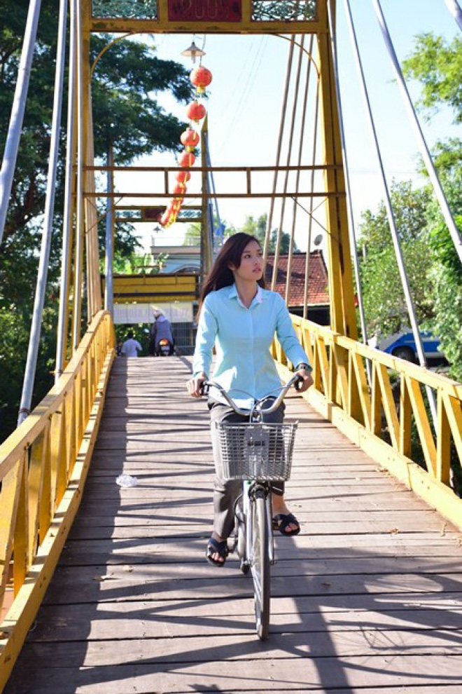 2 hoa hau quyet tra lai vuong mien hien gio ra sao