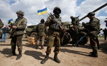 pha thoa thuan minsk 12000 quan ukraine o at tan cong trong dia donetsk vao ngay mai