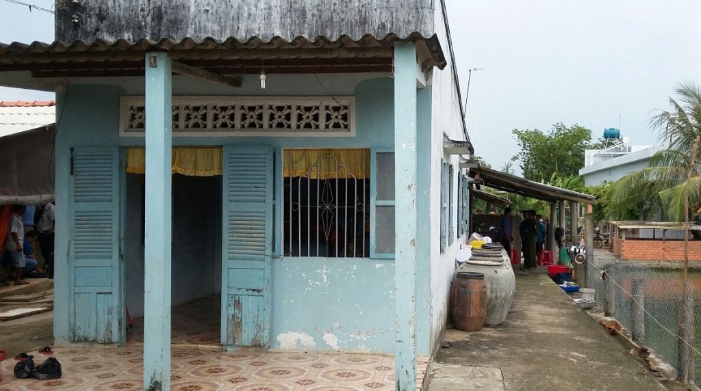 vu nghi ghen tuong chong dam chet vo roi uong thuoc sau tu tu o tien giang nghi pham da tu vong tai benh vien