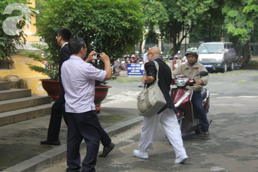 ong dang le nguyen vu tuoi cuoi den phien toa hoa giai voi vo ba le hoang diep thao van chua xuat hien