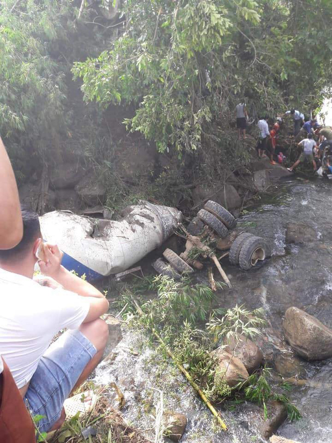 hien truong vu tai nan tham khoc o lai chau duoc chia se khap mang xa hoi