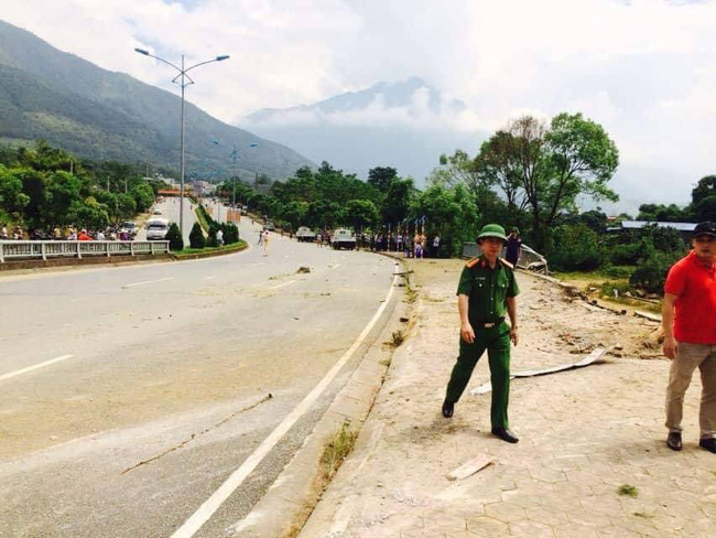 nguyen nhan ban dau vu tai nan tham khoc khien 13 nguoi chet o lai chau