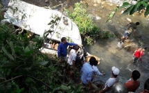 nguyen nhan ban dau vu tai nan tham khoc khien 13 nguoi chet o lai chau