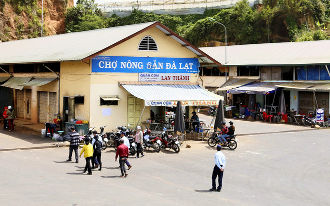 tieu thuong cho nong san da lat xin lui thoi gian chuyen khoai tay trung quoc ton kho ra ngoai