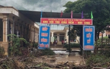 nghe an lu quet trong dem hoc sinh hoang loan bo chay