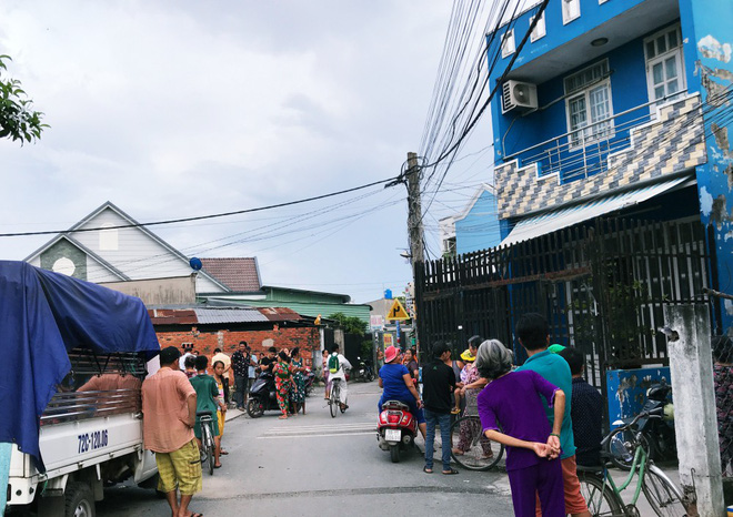 con gai rung roi khi phat hien me tu vong bo nam thoi thop tren vung mau tai nha o sai gon
