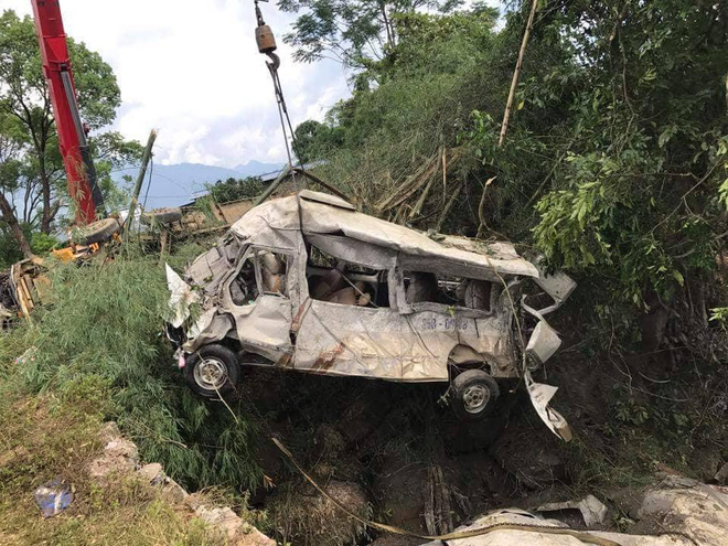 4 ngay sau tai nan tham khoc o lai chau nguoi phu nu van chua hay biet me ruot va con trai 16 thang tuoi da tu vong