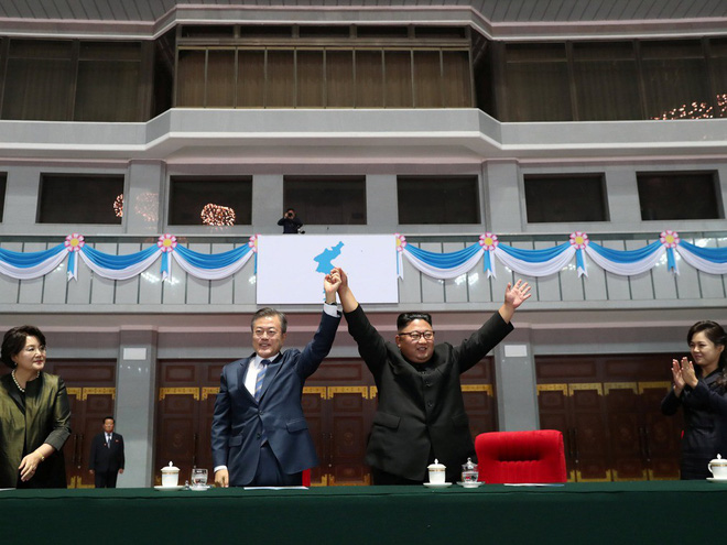 khoanh khac di vao lich su nhung su kien chua tung co tien le trong chuyen tham trieu tien