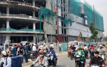 tphcm 3 cong nhan roi tu cong trinh trung tam thuong mai xuong dat nam bat dong phai nhap vien cap cuu