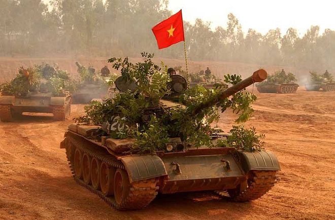tang t 90s vn linh thoat kiep nan e co khieng binh dien 70kg den chet ngat