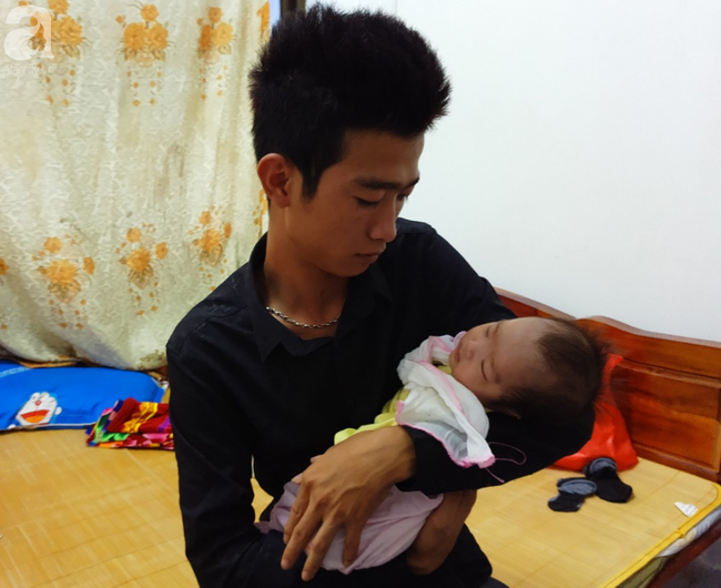 tuyen quang tam dem sau sinh khien ba me 18 tuoi dot tu de lai 2 con nho khi chua day 1 thang