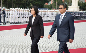 manh vi tien nhung tq chua chac thang trong cuoc tranh gianh dong minh voi dai loan