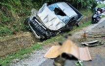 xe ban tai leo sang duong 1 nguoi chet 1 nguoi trong thuong