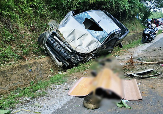 xe ban tai leo sang duong 1 nguoi chet 1 nguoi trong thuong