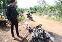 vu 2 nguoi bi danh chet nghi trom cho dan lang phu nhan lien quan