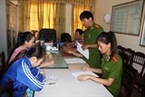 quang binh khoi to 2 bao mau troi chan hanh hung tre