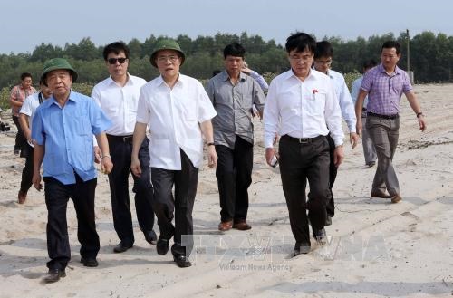 chu tich quoc hoi thi sat tiep xuc cong nhan khu formosa ha tinh