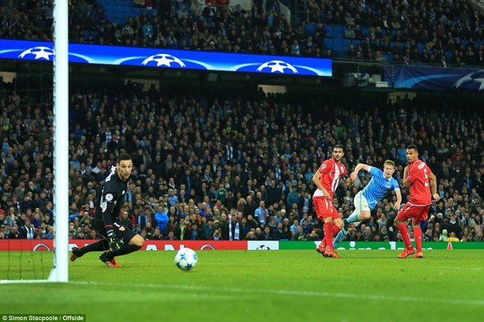 bony de bruyne toa sang man city nguoc dong ha sevilla