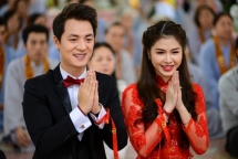 sao viet va dam cuoi noi cua chua