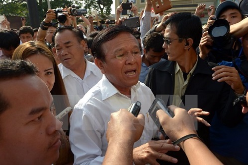 campuchia cnrp khong de cu ung vien moi thay ong kem sokha