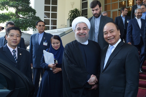 thu tuong nguyen xuan phuc hoi kien tong thong iran