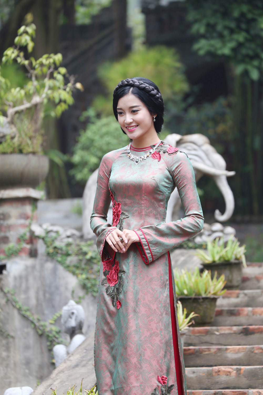 nguon goc va y nghia cua ngay phu nu viet nam 2010
