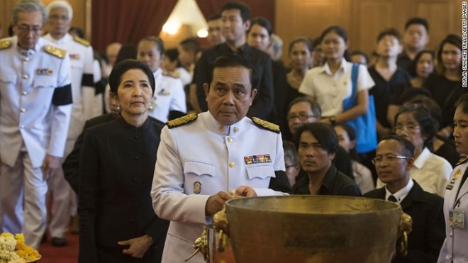 cuoc song cua nguoi dan thai lan sau khi nha vua rama 9 bang ha