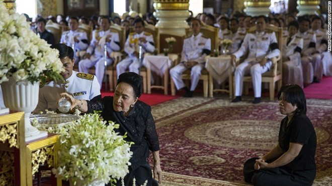 cuoc song cua nguoi dan thai lan sau khi nha vua rama 9 bang ha