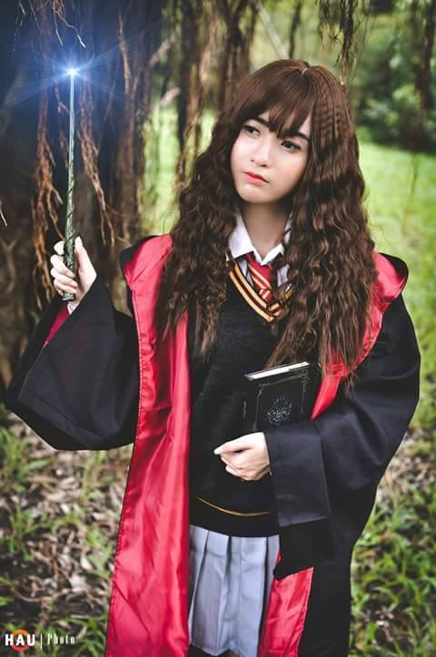 ngo ngang voi loat anh cosplay cuc dep va chat cua chinh nguoi viet